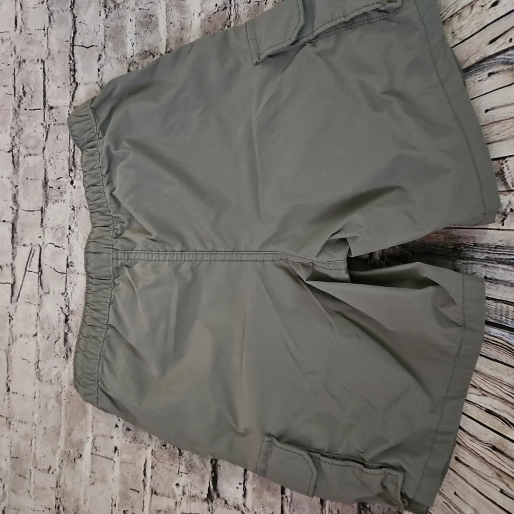 Gap Boys Size L(10) Green Hybrid Shorts